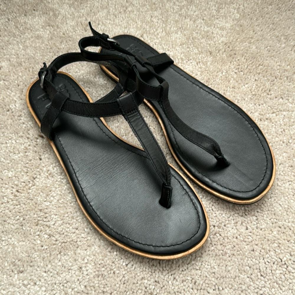 Sorel Bailee Black T-Strap Sandal